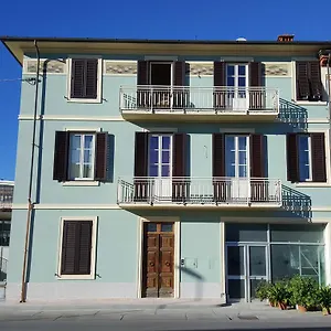 https://fiore-di-loto.it-tuscanyhotel.com